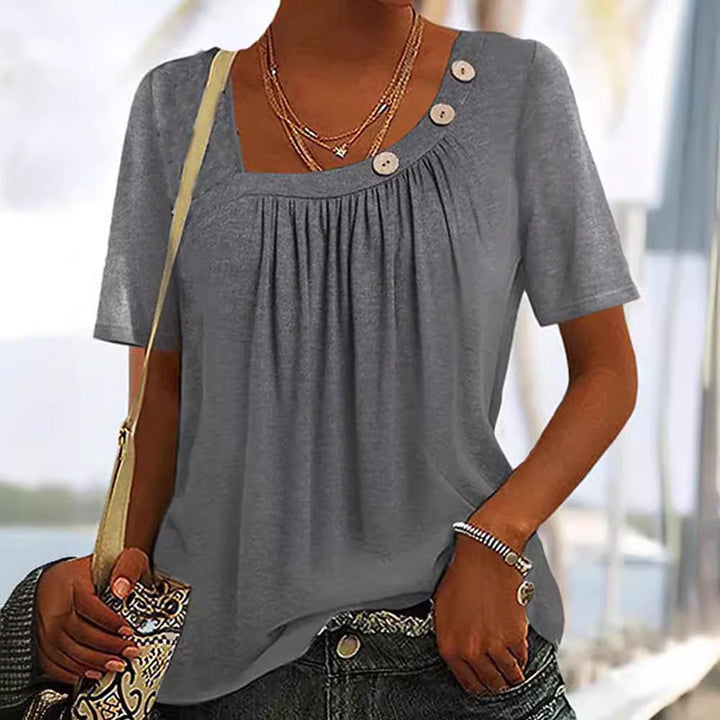 Céline | T-shirt Élégant à Col Rond avec Boutons Discrets