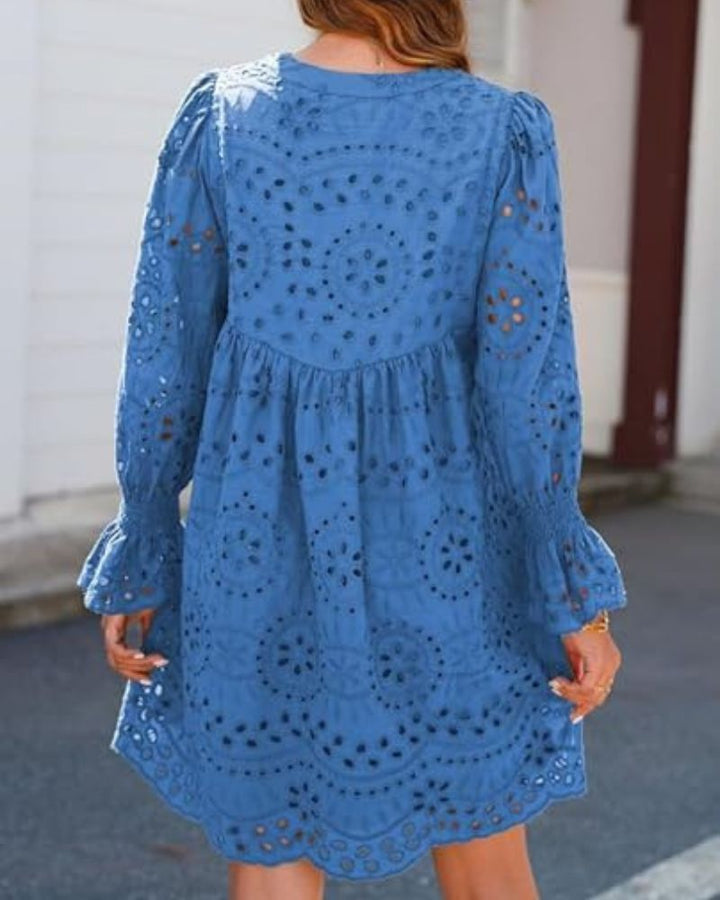 Liliane | Robe Courte en Dentelle à Charme Intemporel