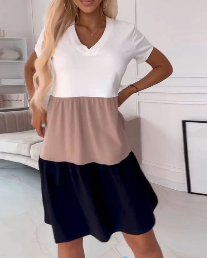 Alva | Robe décontractée à blocs de couleur avec manches courtes