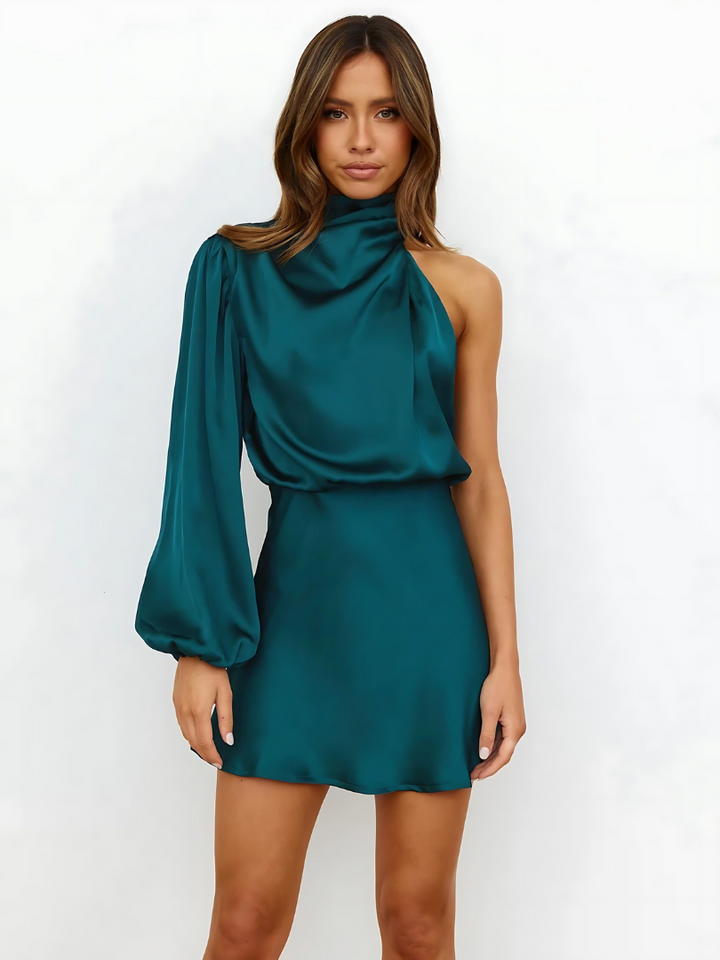 Eline | Robe en satin à épaule dénudée