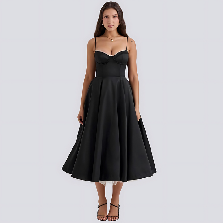 Karolina | Robe Longue Romantique aux Détails Élégants