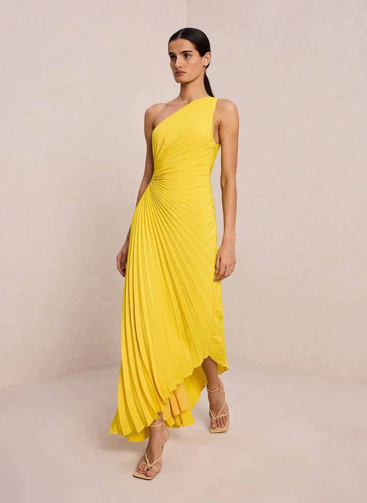 Billy Joan | Robe midi plissée à une épaule