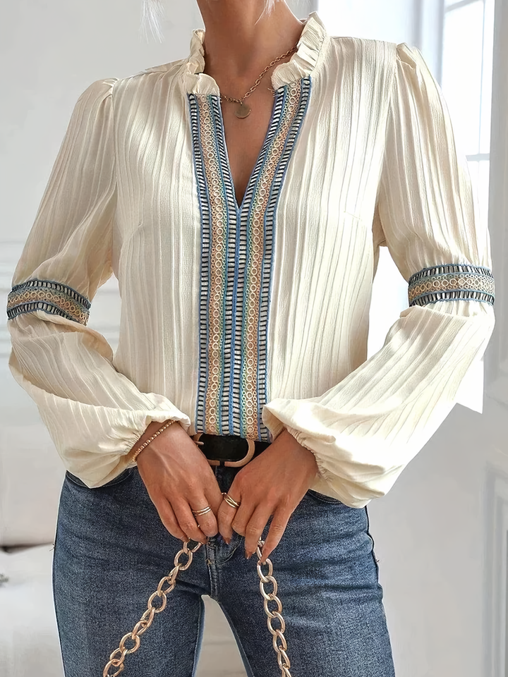 Colette - Magnifique blouse avec décolleté en V