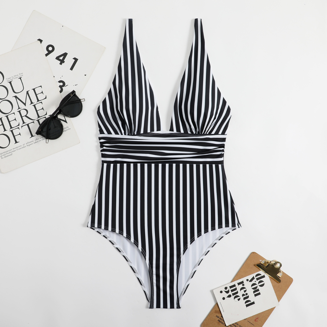Elena | Maillot de bain – Look rayé & silhouette féminine