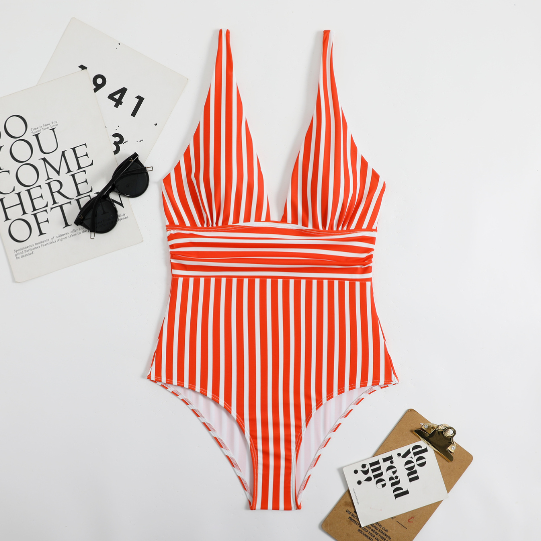 Elena | Maillot de bain – Look rayé & silhouette féminine