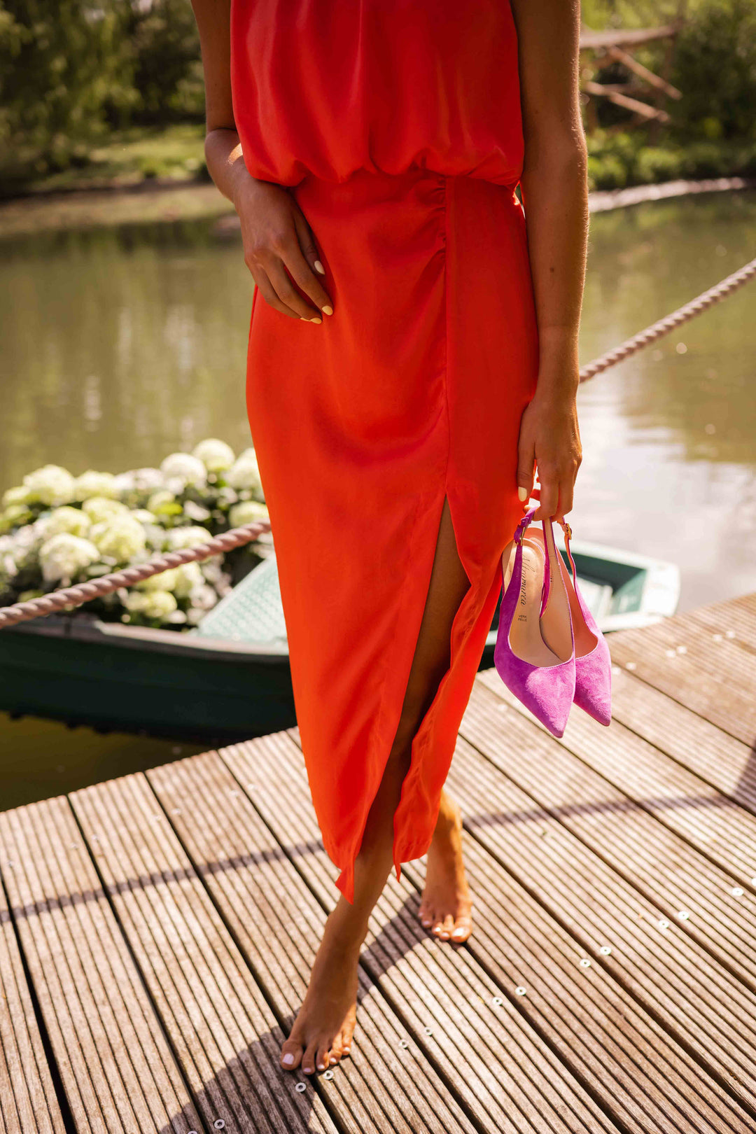 MIRELLA | Robe longue fendue au col élégant