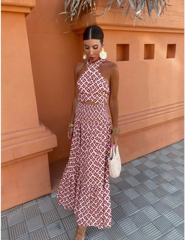 Mickay | Robe midi élégante froncée à épaules dénudées