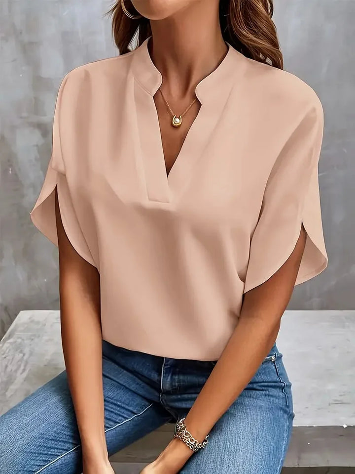 Élodie™ | Blouse fluide à décolleté en V