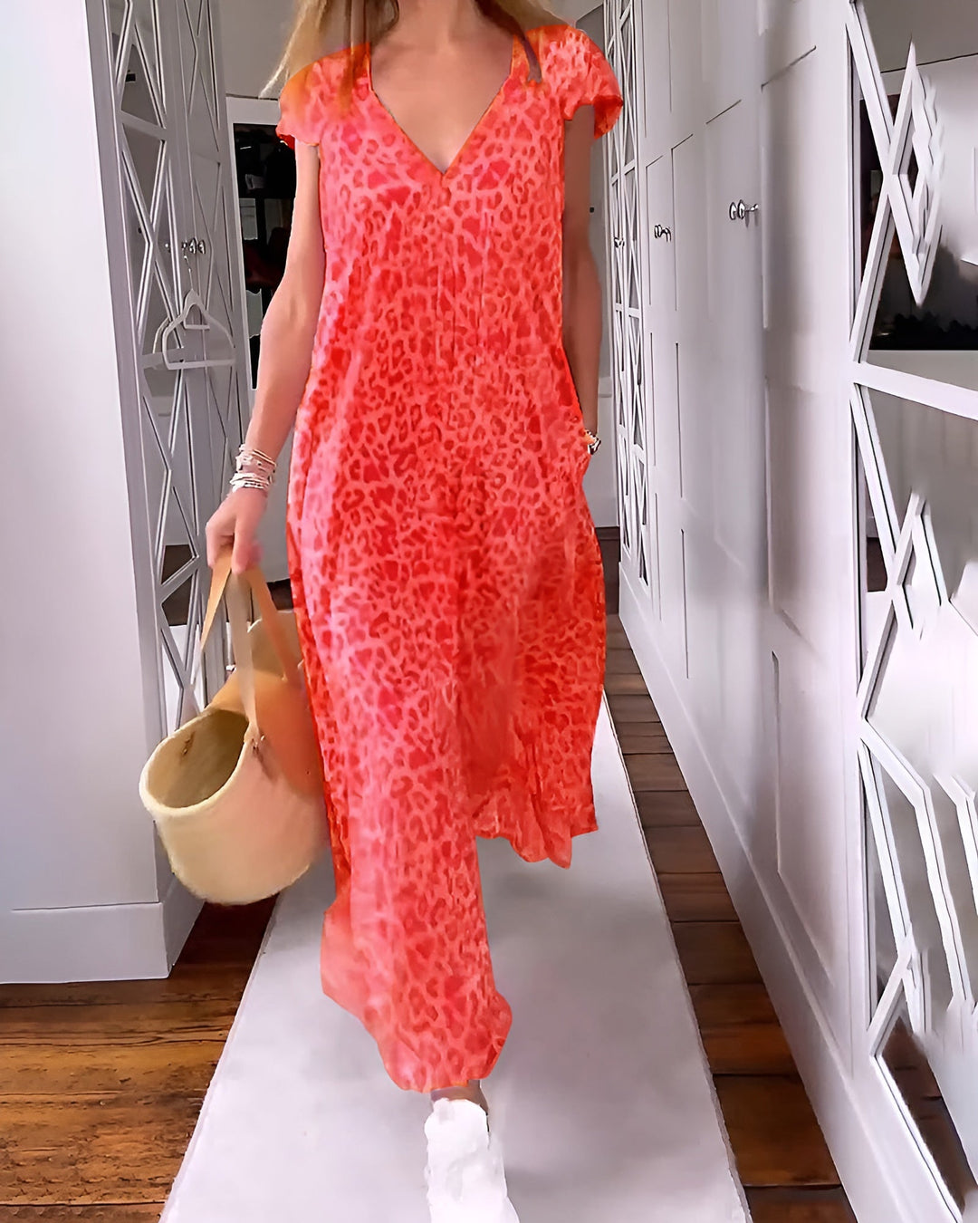 Véronique | Robe longue col V en imprimé à manches courtes