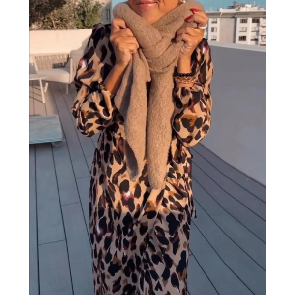 Lisandra | Robe élégante avec décolleté en V