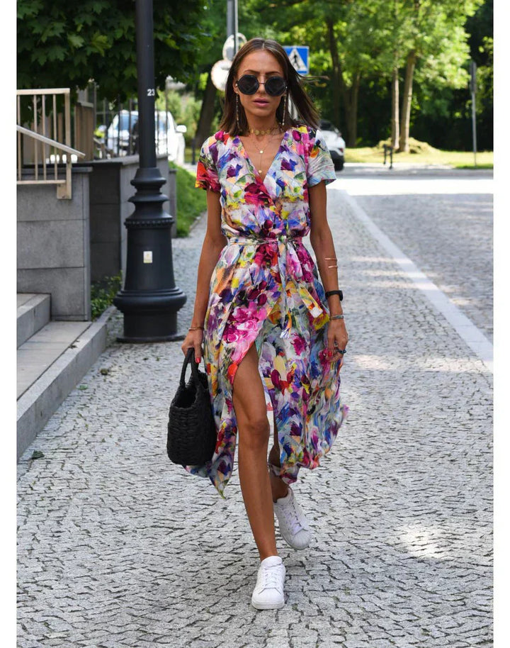 Suzanne - Robe élégante avec décolleté en V