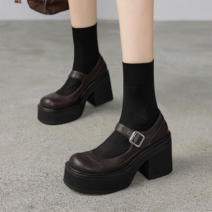 Brzyska - Chaussures en cuir verni à plateforme épaisse