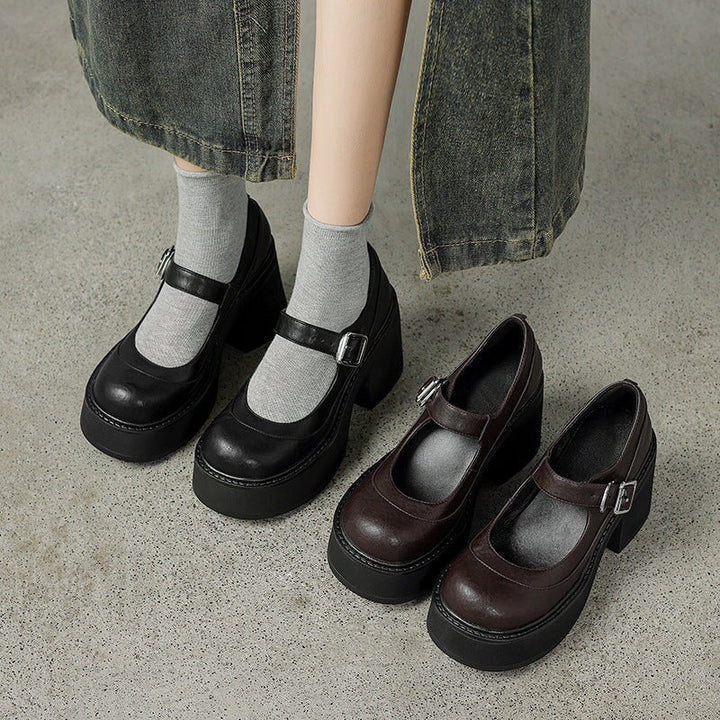 Brzyska - Chaussures en cuir verni à plateforme épaisse