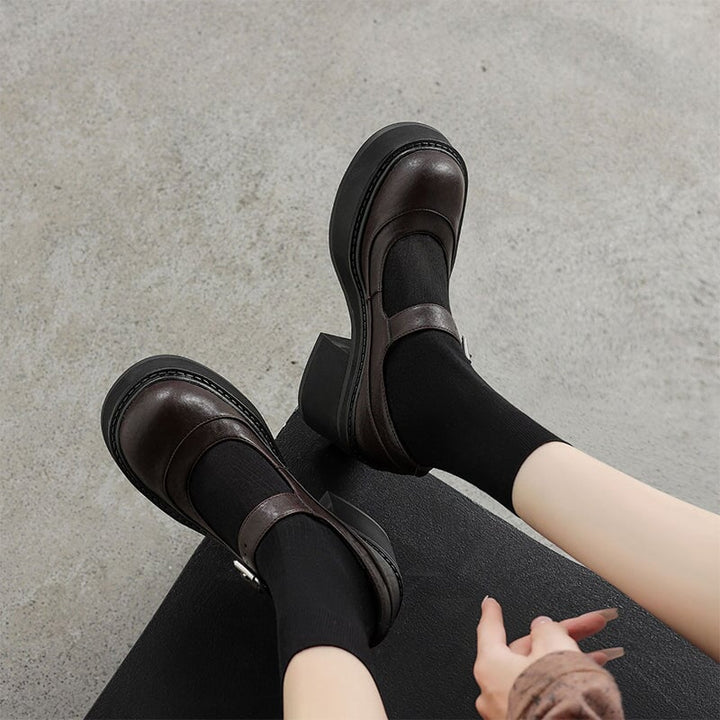 Brzyska - Chaussures en cuir verni à plateforme épaisse