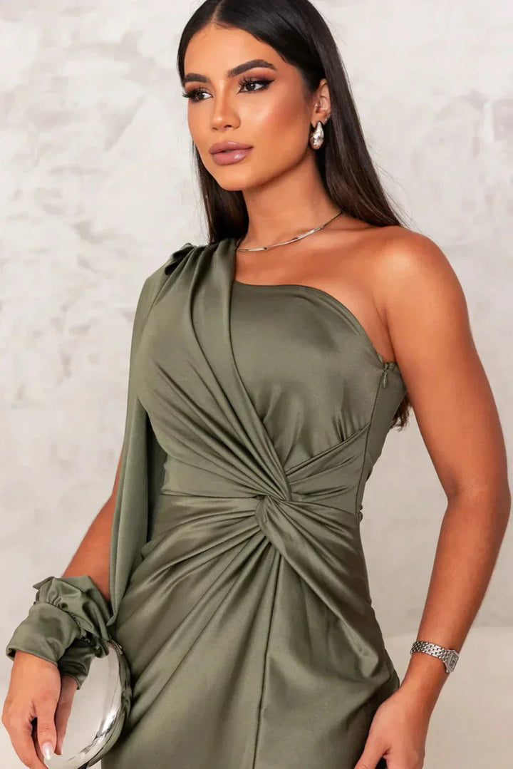 Valeria | Robe Asymétrique en Satin