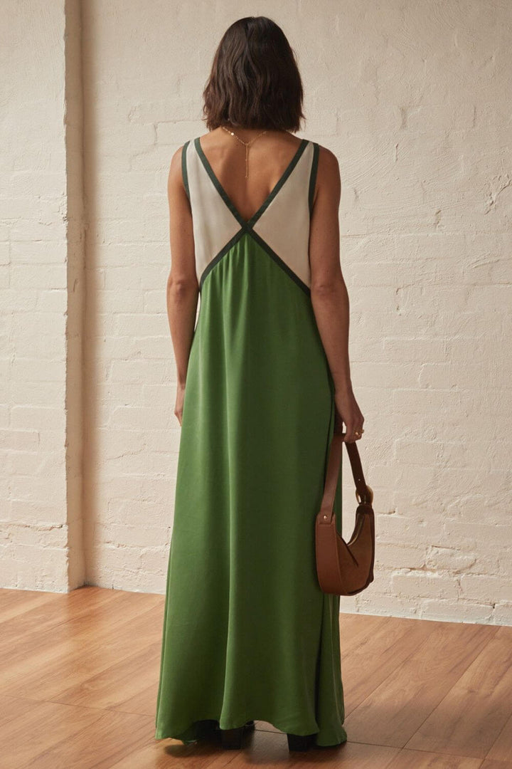 Agate | Robe Midi avec Décolleté en V effet Suédine